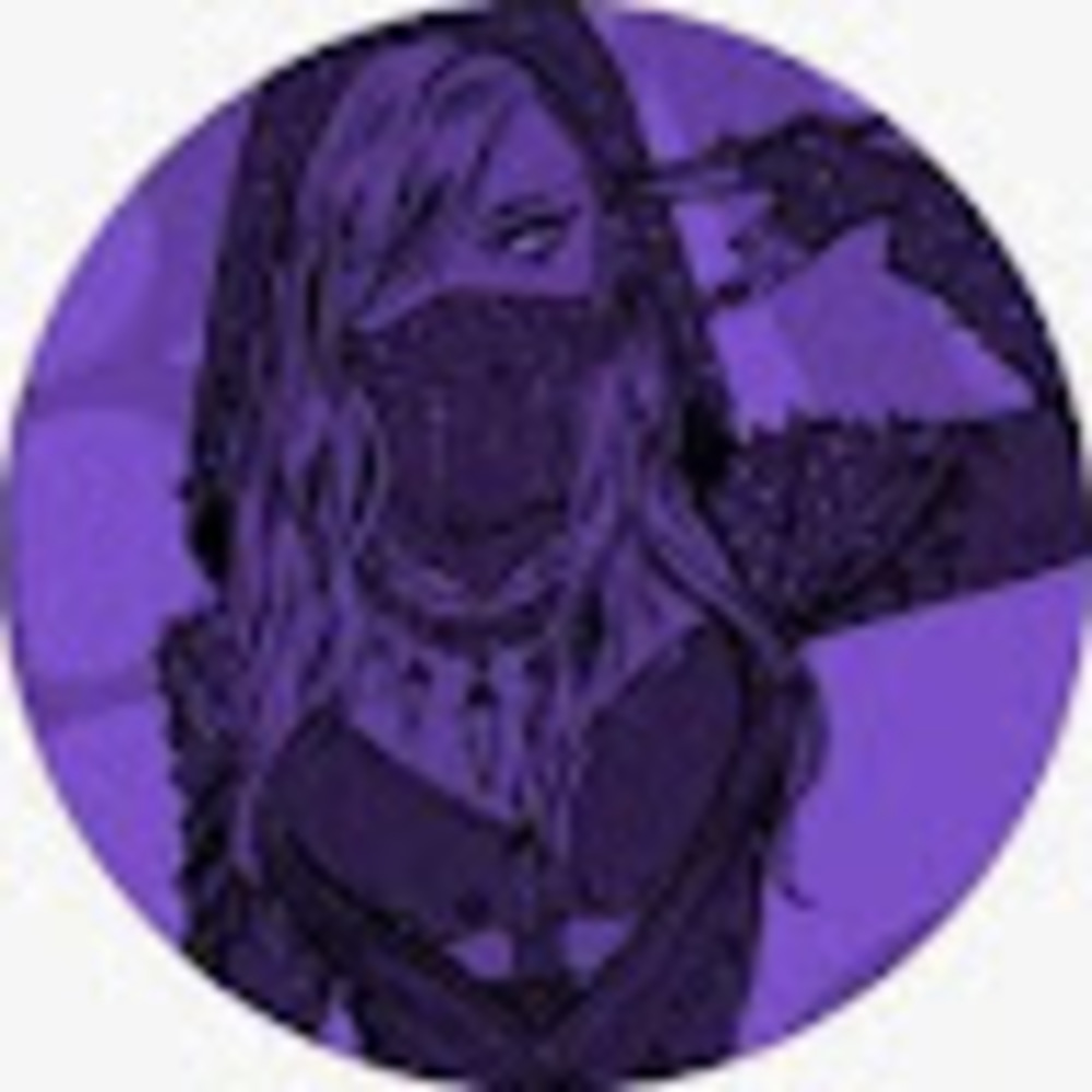 Meet your Posher, Leila